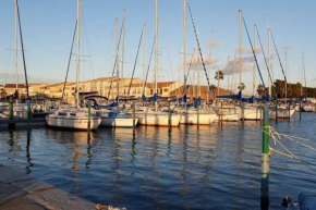 Charmant logement sur le port de Mèze